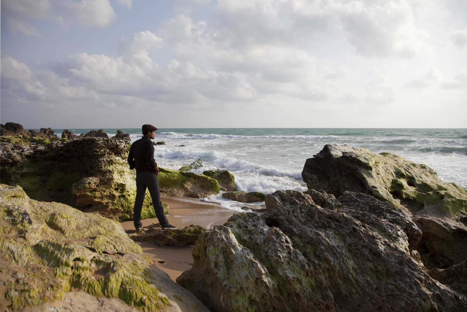 Het mag een raadsel heten waarom half Europa ’s zomers ligt te bakken aan de Costa del Sol, terwijl even verder naar het westen de al even spectaculaire stranden van de Costa de la Luz alleen insiders trekken. 
