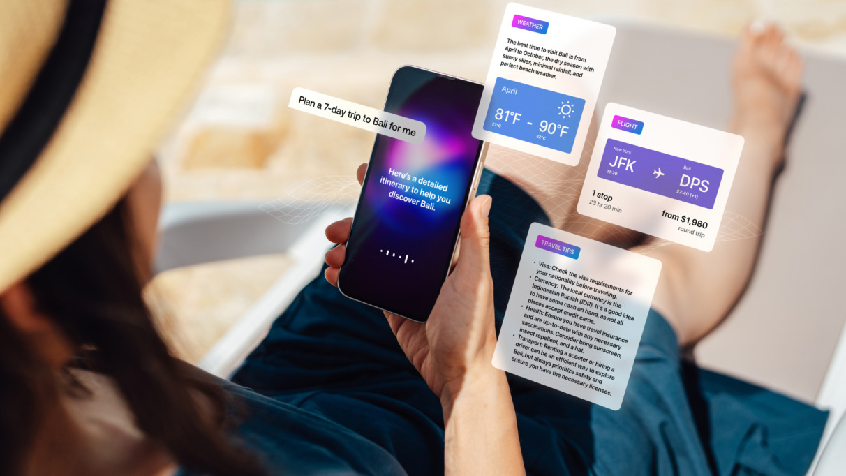 Jonge vrouw gebruikt AI op de telefoon om reis te plannen