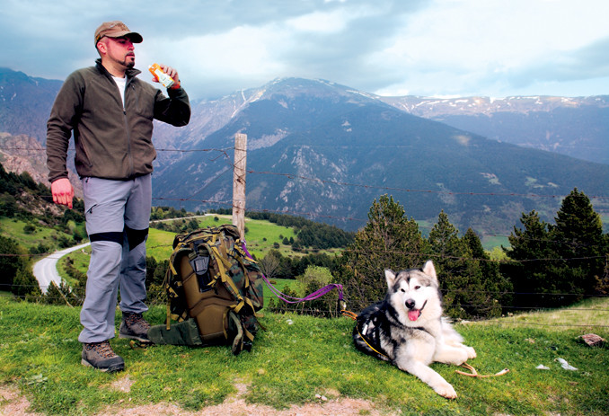 Met de Trein der Meren kom je uit bij de Spaanse Pyreneeën. Foto: Tom van der Leij
