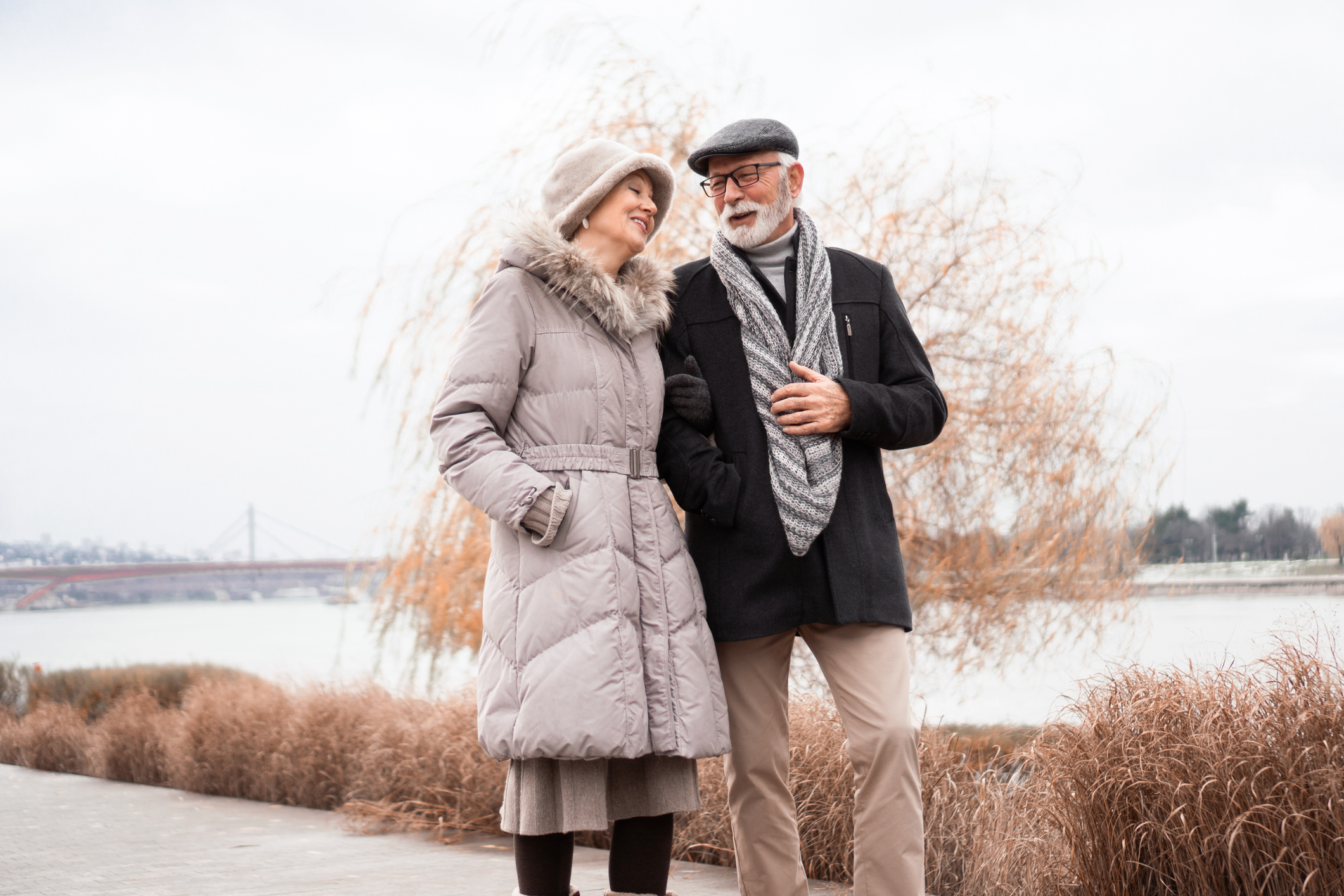 Met een totaalscore van 79,4 prijkt Estland bovenaan de lijst van beste pensioenbestemmingen. Het land wordt geroemd om het hoogwaardige gezondheidszorgsysteem, goede veiligheidscijfers en een digitale infrastructuur waar menig natie jaloers op is.