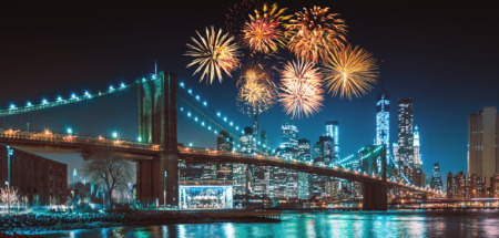Oud en nieuw vuurwerk boven New York, Verenigde Staten