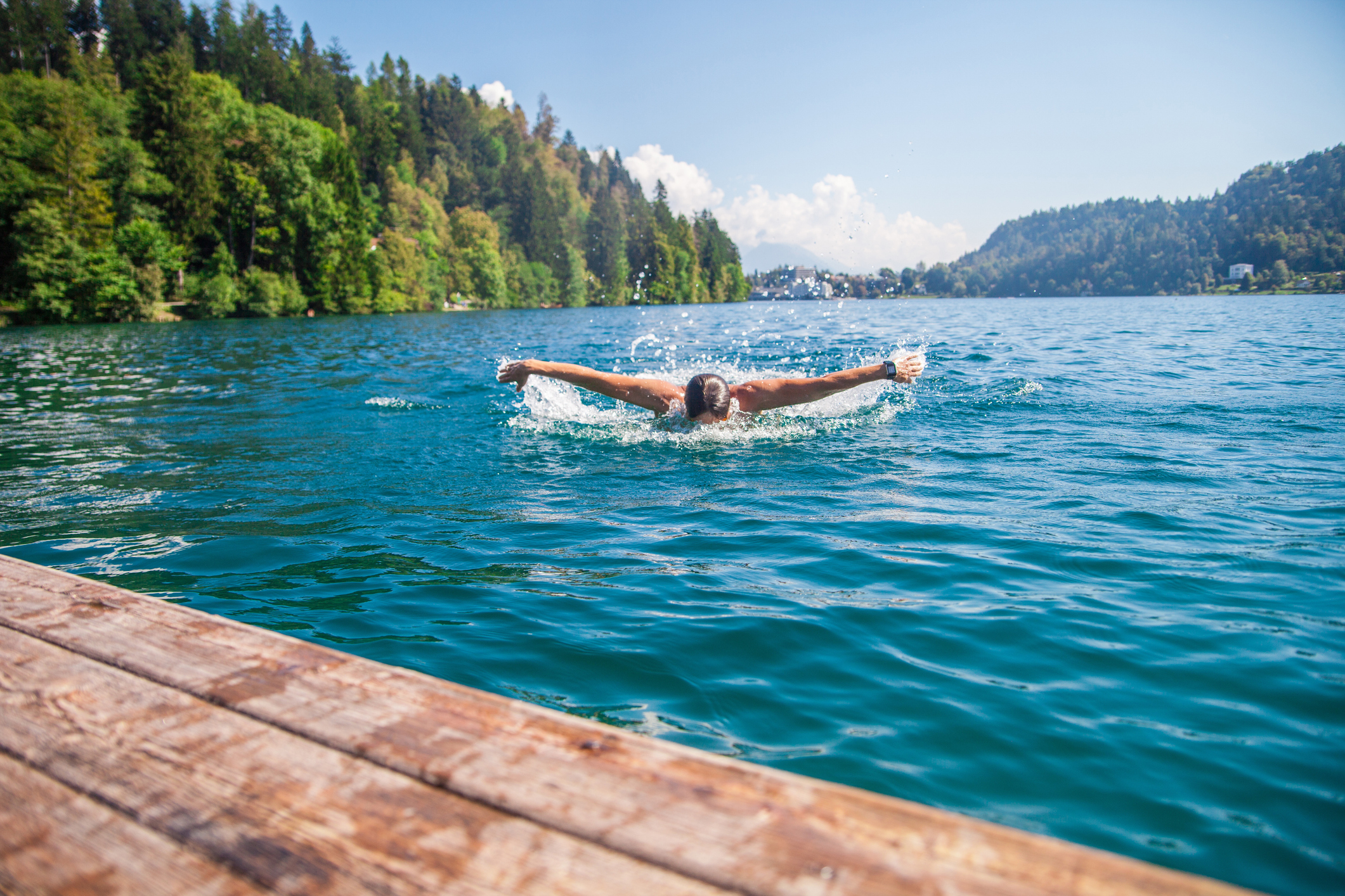 Much Better Adventures organiseert hike- en zwemreizen in de Julische Alpen van Slovenië, met vrijwel dagelijks een frisse duik in een bergmeer. 