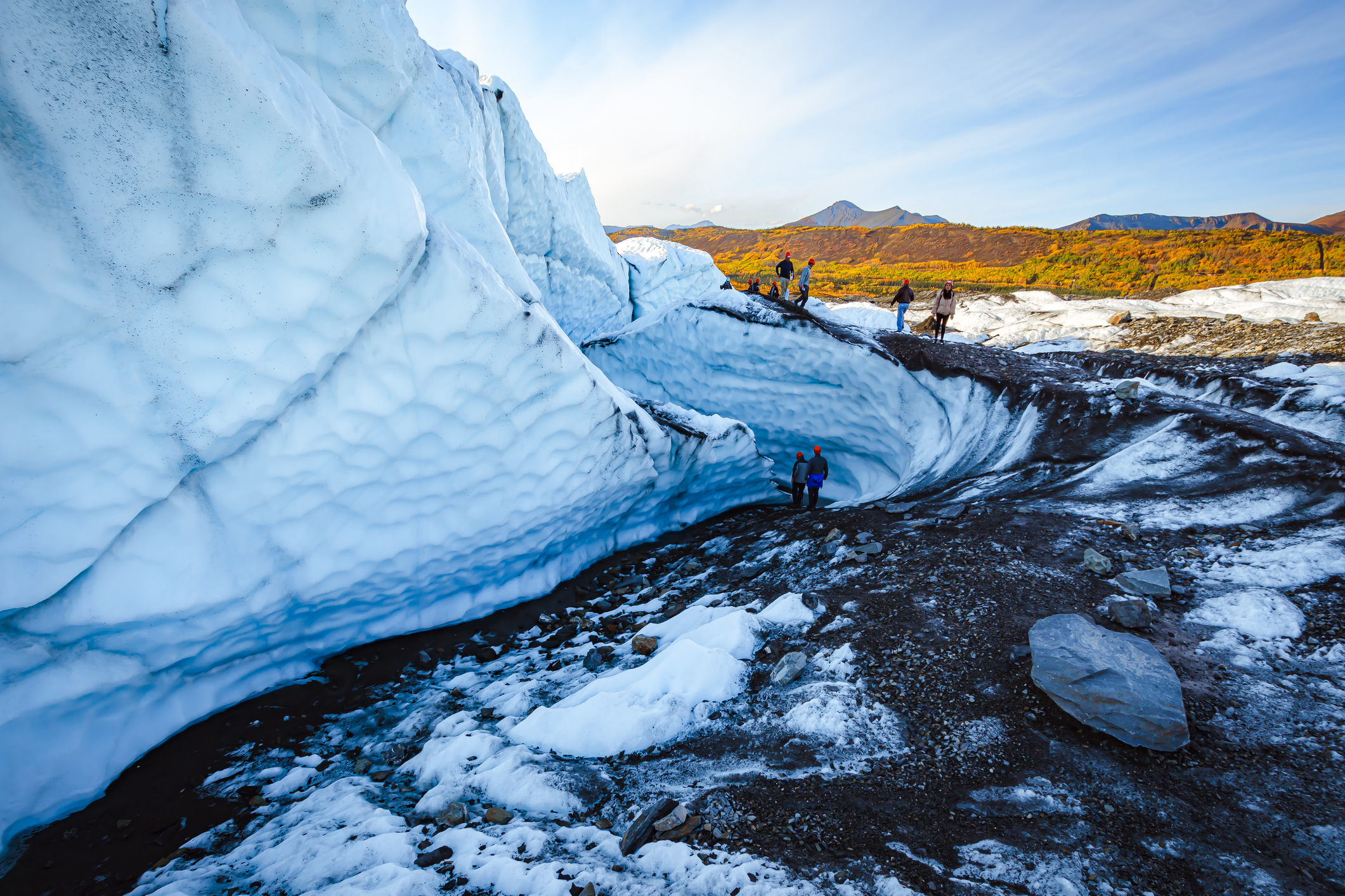 Met 43 kilometer is de Matanuska de langste gletsjer in de Verenigde Staten die per auto bereikbaar is. 