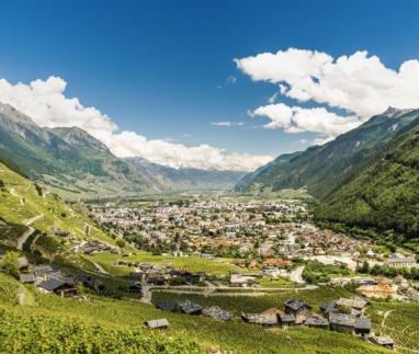 Uitzicht over Martigny in Wallis, Zwitserland