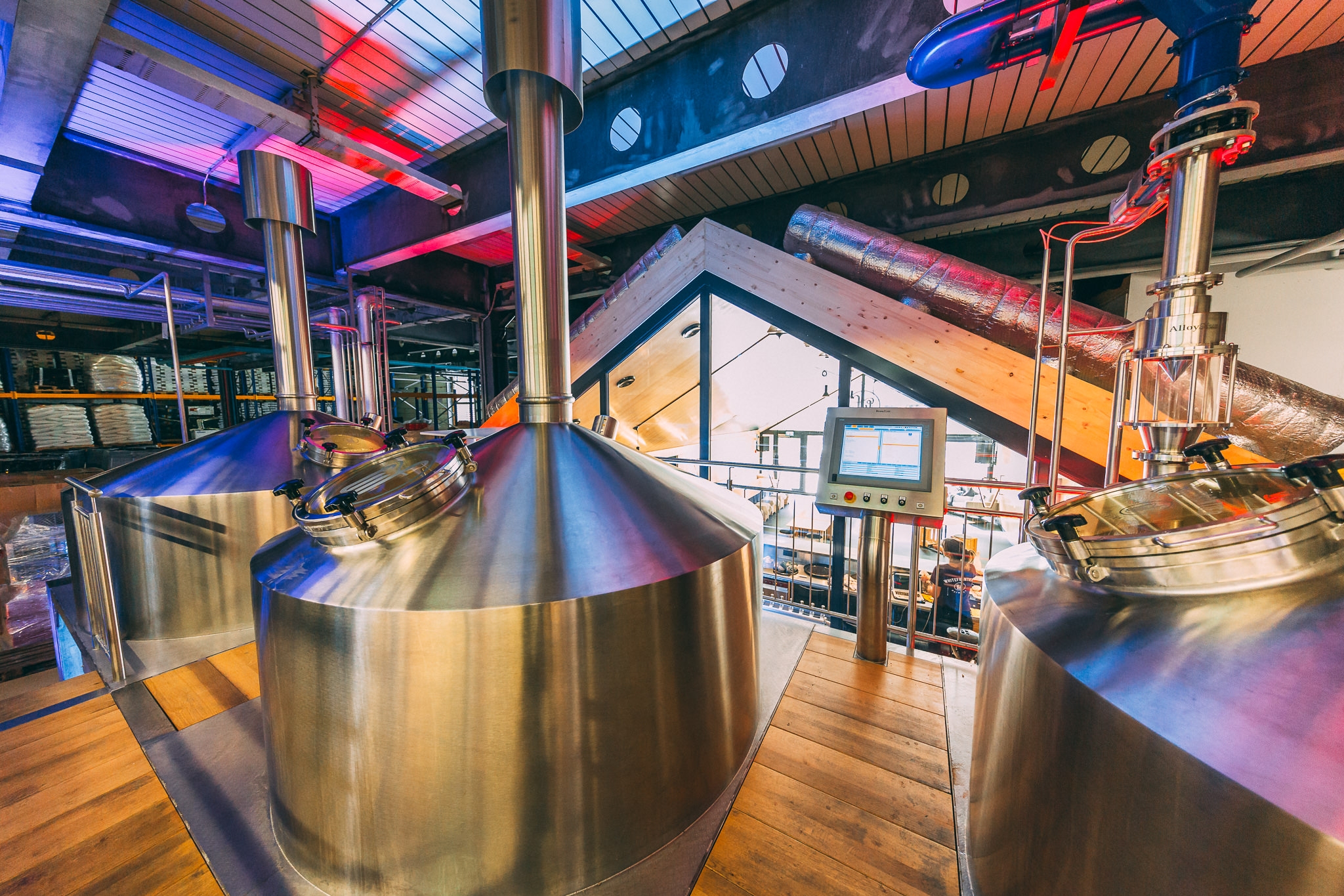 Brouwerij WhiteFrontier zit midden in Martigny, en met grensverleggende bieren als Transalpin, Augtoberfest en Martigny Vice wil je er nooit meer weg. 