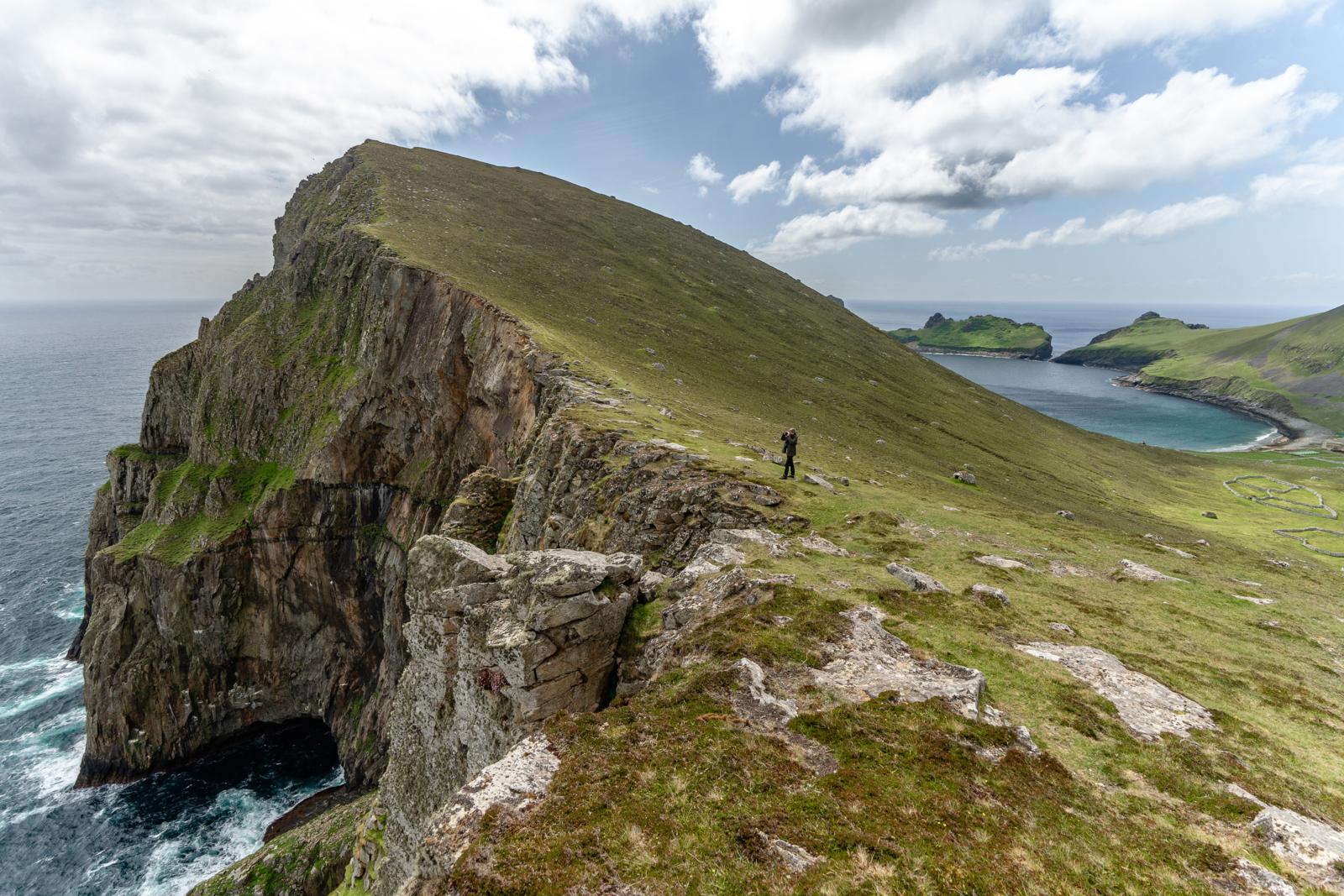 Voor de ultieme afzondering is er St. Kilda, de meest afgelegen archipel van het Verenigd Koninkrijk. Dit Unesco-erfgoed werd in 1930 door de laatste bewoners verlaten en is nu het domein van miljoenen zeevogels.