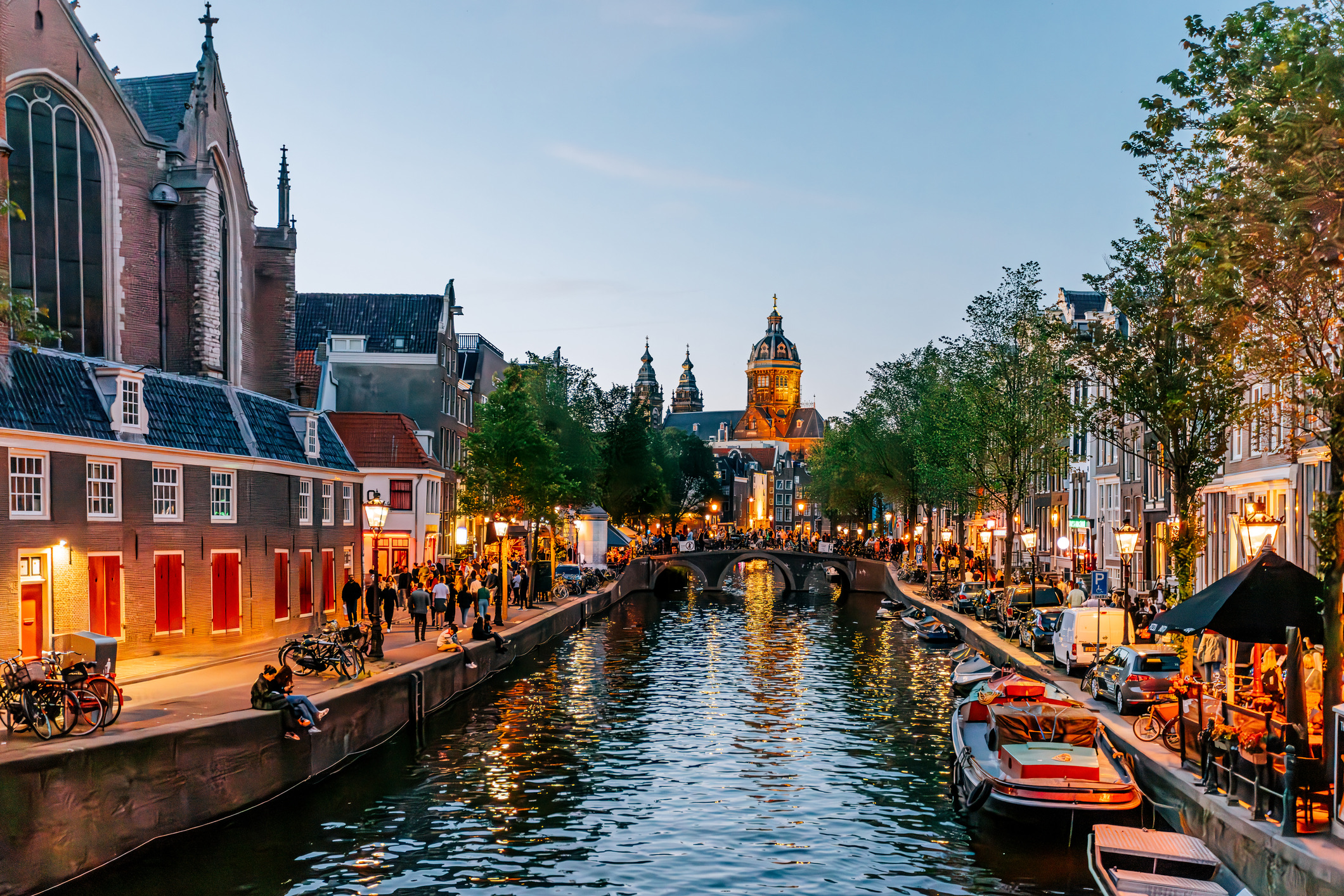 Amsterdam is dus terug te vinden in de absolute top van de duurste steden van Europa en bezet de zevende plek in de lijst van duurste bestemmingen.