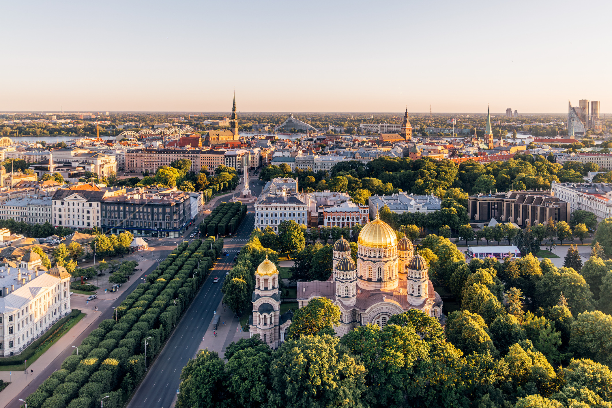 Sinds Letland in 1991 zijn onafhankelijkheid herwon, is de hoofdstad Riga volledig opgebloeid tot een van de mooiste steden in de Baltische regio.