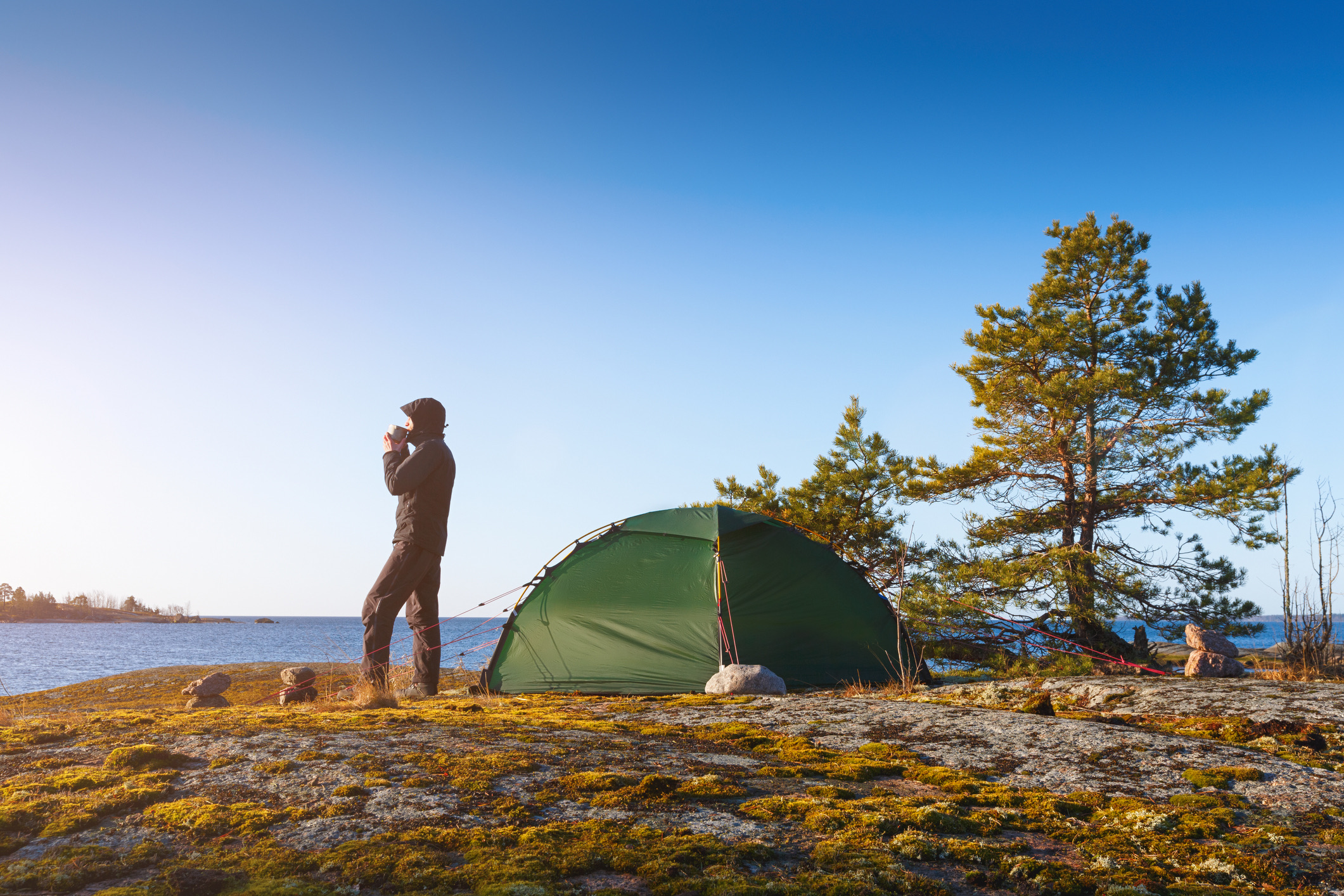 Finland is een paradijs voor wie beschutting zoekt tegen de brandende zon: maar liefst 73,7% van het land is bedekt met bos, het hoogste percentage van heel Europa. In augustus geniet je hier van een zeer aangename 17°C.