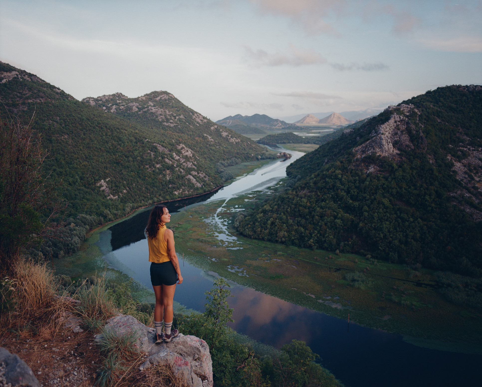 Montenegro viert een historische mijlpaal met de allereerste toevoeging aan de prestigieuze lijst van biosfeerreservaten. Het reservaat beslaat het immense stroomgebied van het Meer van Skadar aan de Montenegrijnse zijde. 