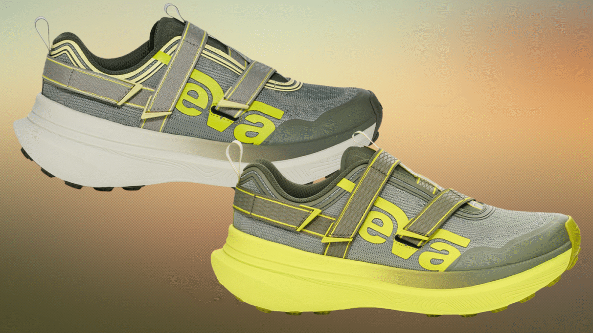 Grijze Teva Aventrail-wandelschoenen met klittenbandsluiting en gele accenten