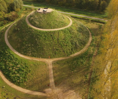 De berg Almere Boven, Museumbos Almere