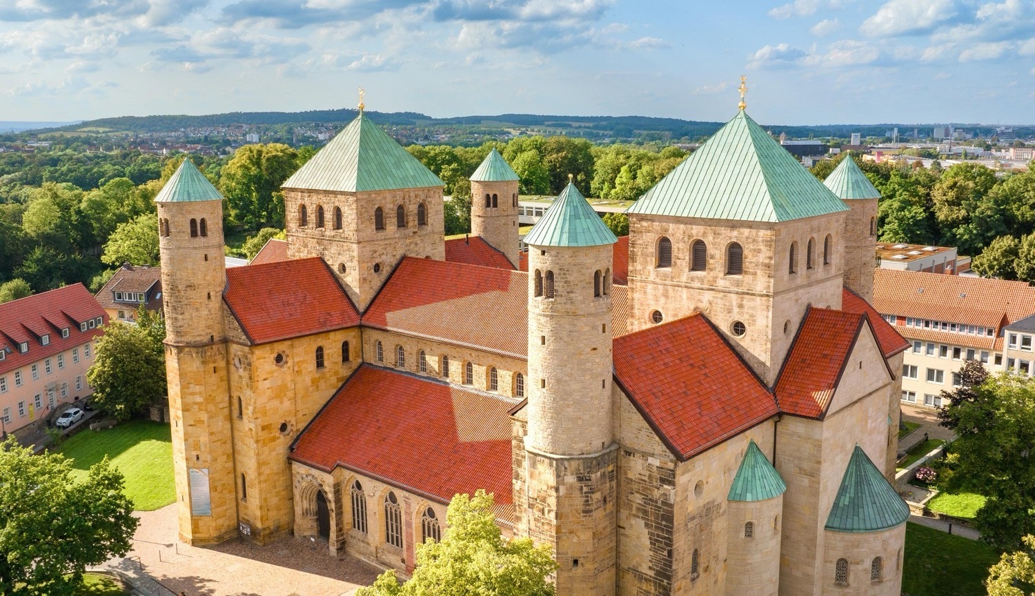 Hildesheim is een absolute droom voor cultuurliefhebbers. De stad herbergt met de St. Mary's Kathedraal en de St. Michaeliskerk maar liefst twee monumenten op de Werelderfgoedlijst van Unesco. © ©Hildesheim Marketing GmbH/ Max Wiesenbach