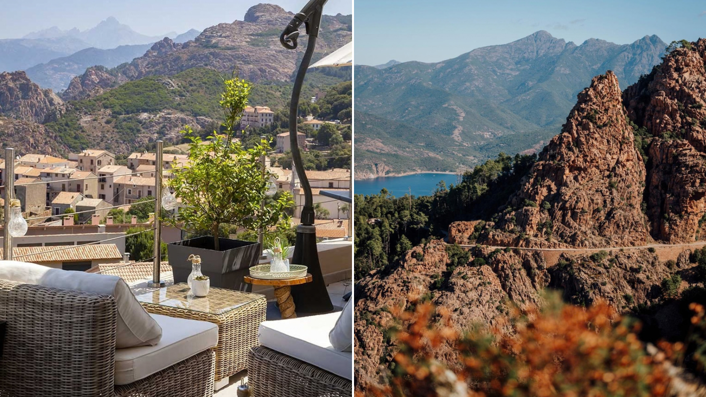Terras van Hotel Scandola met uitzicht op het dorp Piana en de rode rotsformaties van de Calanches van Piana op Corsica