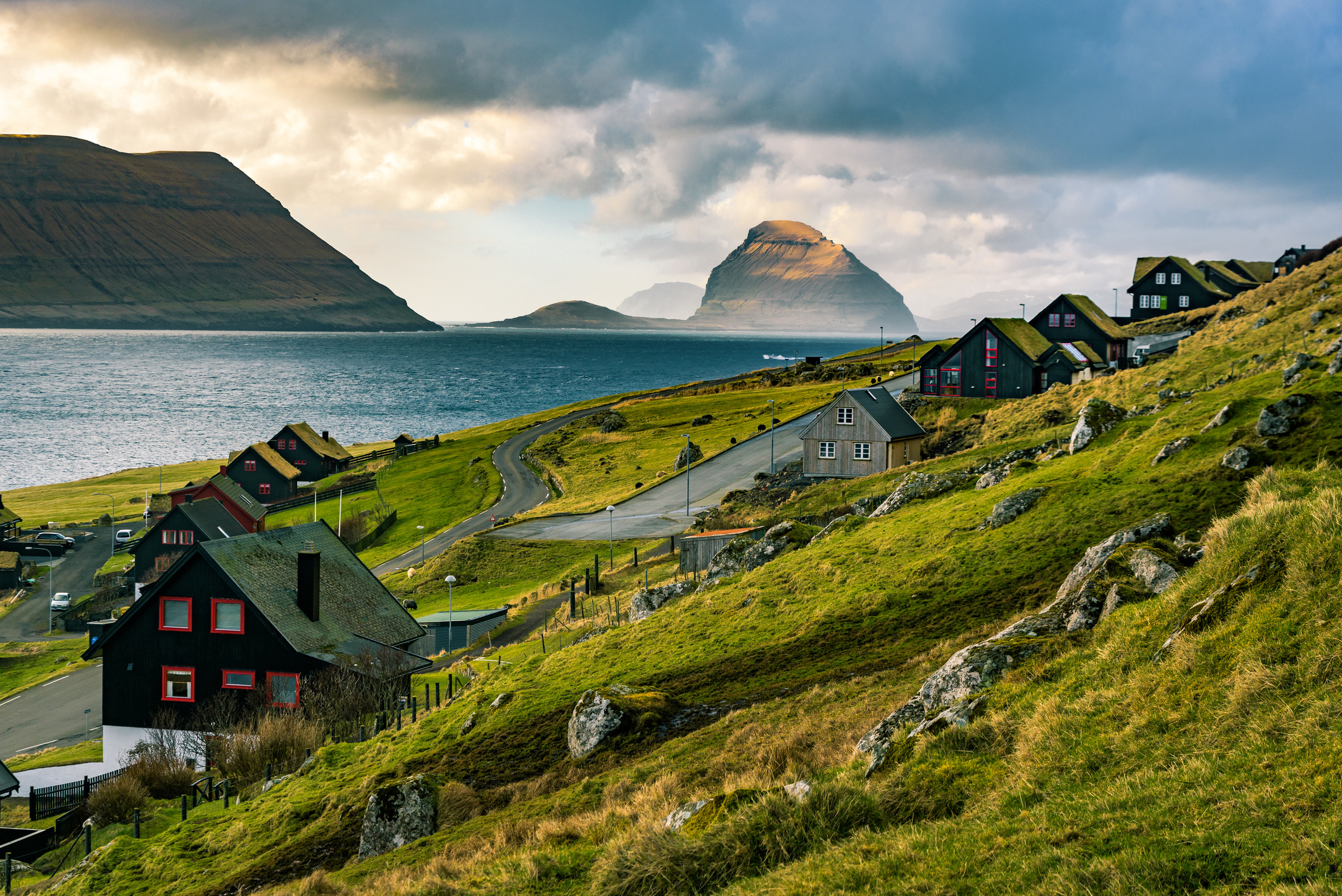 Kirkjubøur en Koltur op de Faeröer