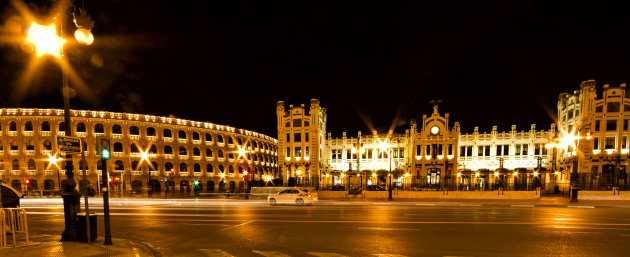 Nightview at Plaza de toros & Estación del Norte