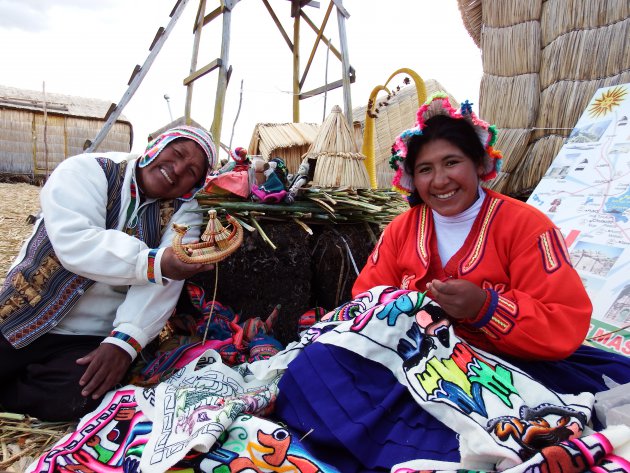 Peru – Titicacameer Uros Sol y Luna – de ontmoeting