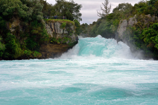 De watermassa van Huka Falls