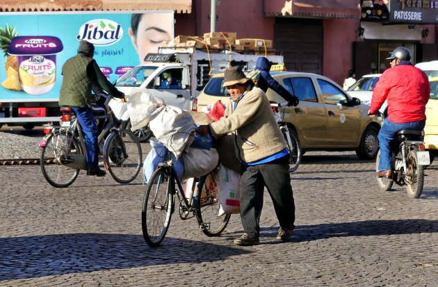 Drukte in de straten van Marrakech