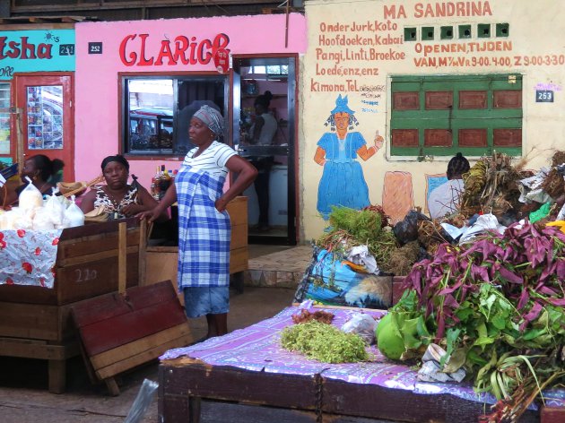 Centrale markt Paramaribo