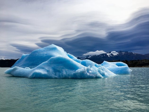 De ijssculpturen van het Argentinomeer