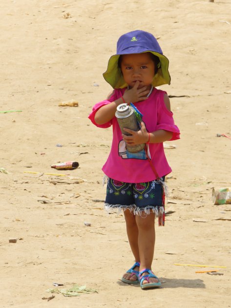 Meisje in Phnom Penh