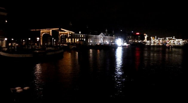 lichtjes in nachtelijk Amsterdam