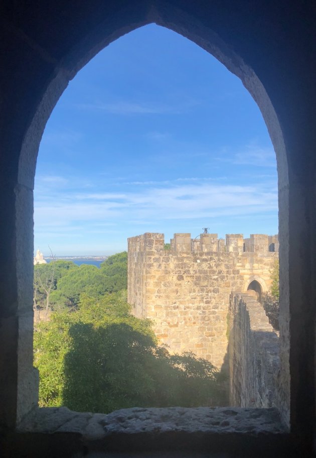 Uitzicht vanuit een kasteel