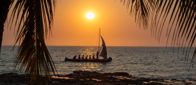 Boot bij zonsondergang in Ifaty