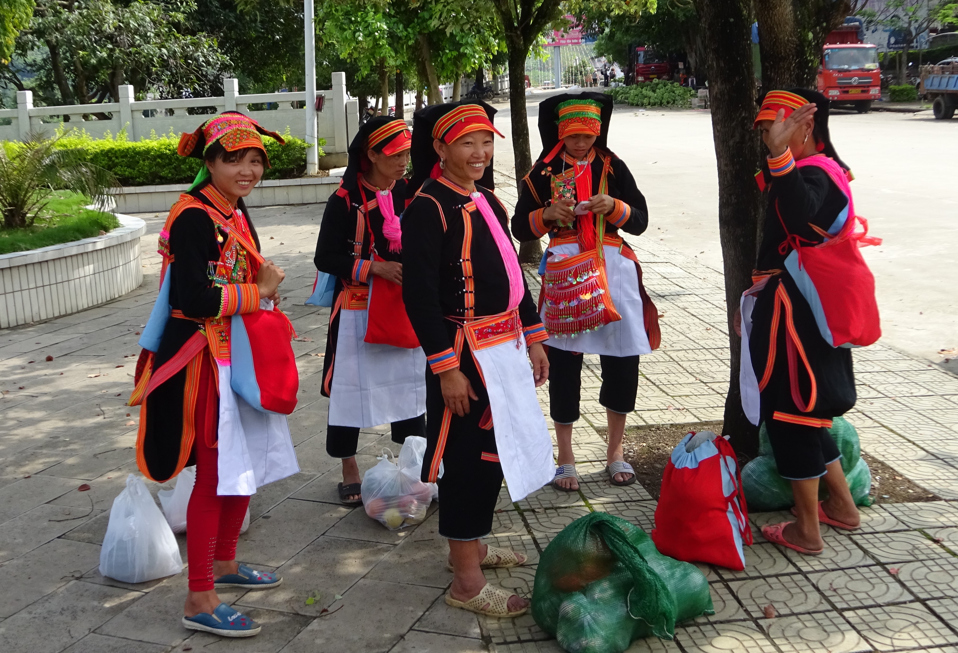 Jurassic Park springen Het kantoor Zondagse kleding in Yunnan | Columbus Travel