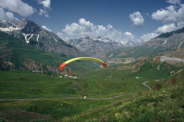 Paragliding in de Rasht Vallei, Tadzjikistan