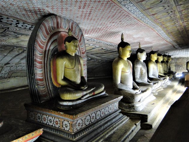 Boeddha's in de grot van Dambulla.