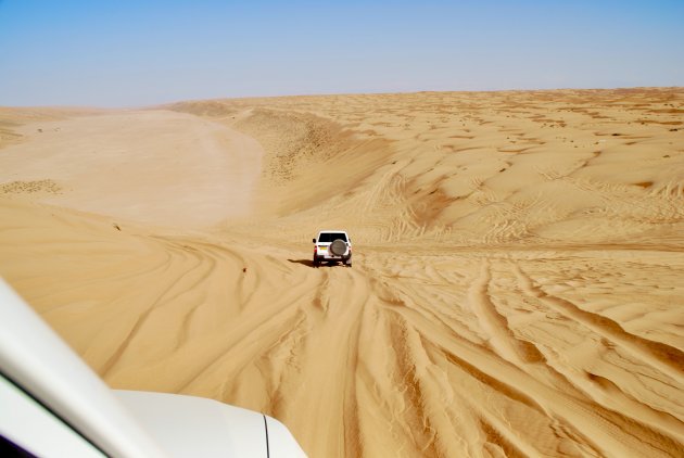 Dwars door de Wahibi Sands woestijn