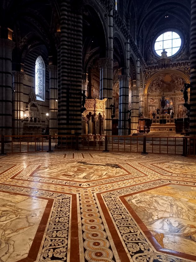 De vloer van de Duomo in Siena