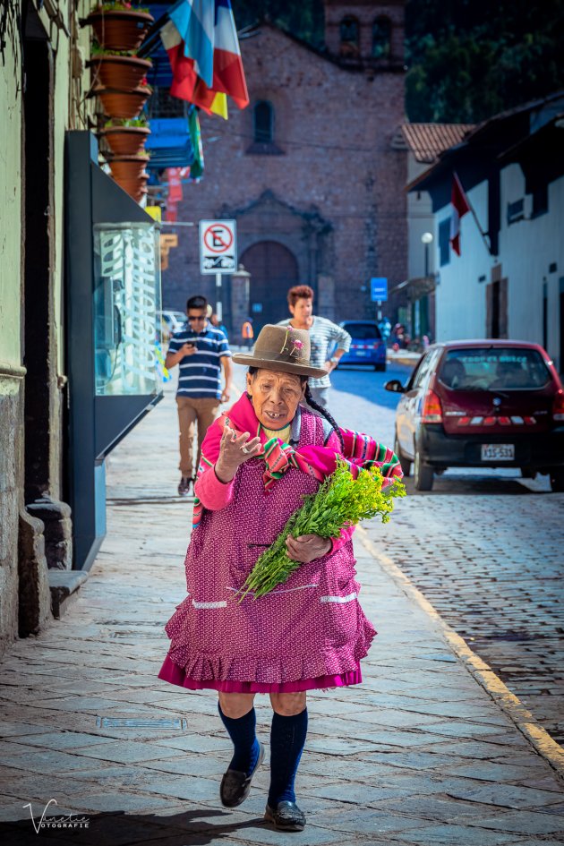 Traditionele kledingdracht in Cusco
