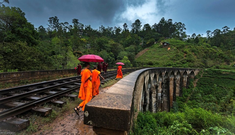 Boeddhistische monniken in Sri Lanka. Foto: Ton van den Boogaard