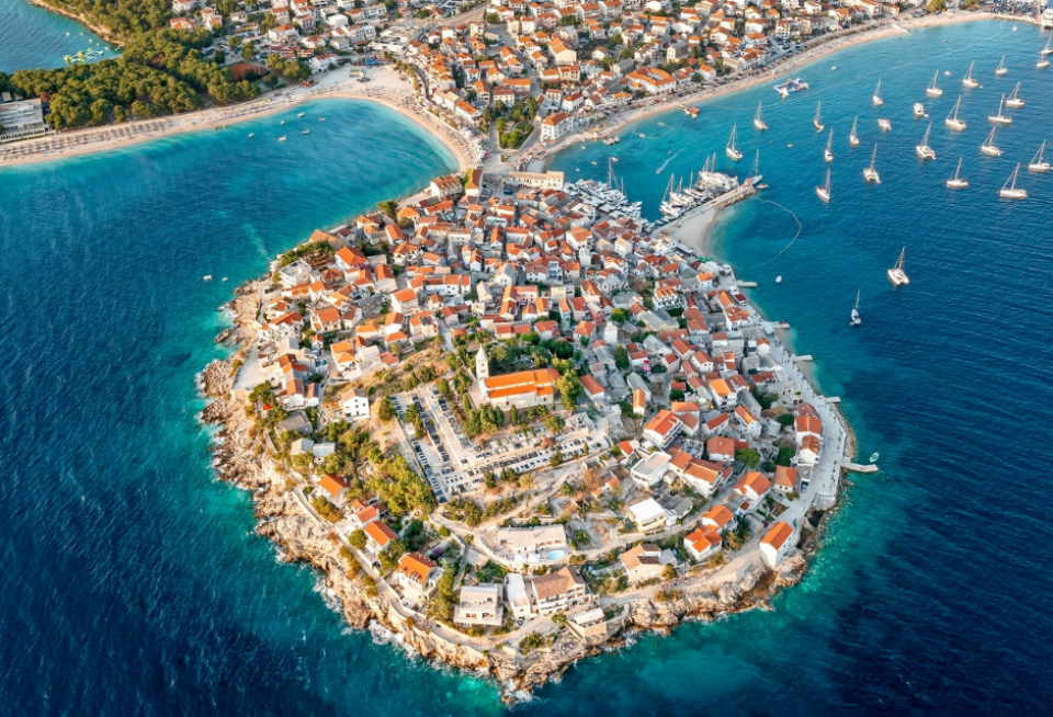 Kroatië op z'n mooist met azuurblauw water, eilanden, prachtige stranden en pittoreske oude stadjes. Foto: Ewout Pahud de Moranges