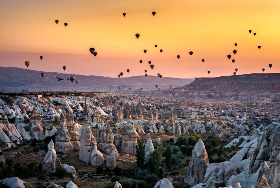 Cappadocie is wereldberoemd vanwege het unieke tufstenenlandschap. Foto: Getty Images