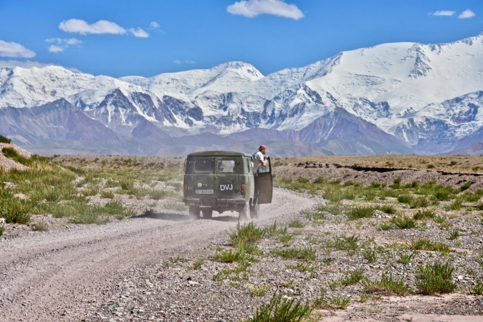Ga op roadtripavontuur door Kirgizië. Foto: De Verdwaalde Jongens
