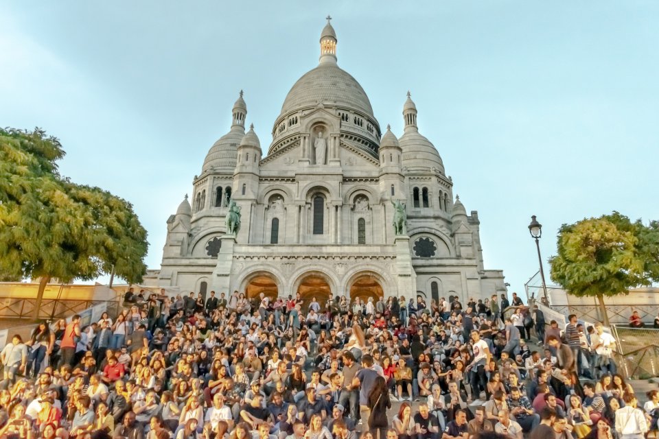 Op deze Europese bestemmingen zijn zakkenrollers het meest actief: De Sacre-Coeur – Parijs, Frankrijk. Foto: Getty Images