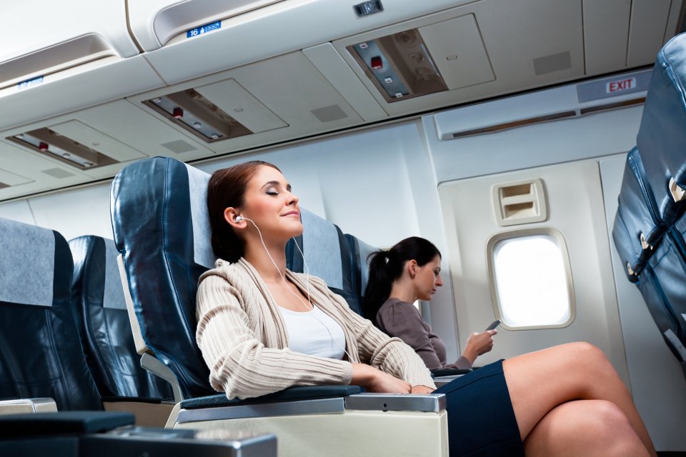 Tips voor lange passagiers: zo scoor je gratis extra beenruimte. Foto: Getty Images