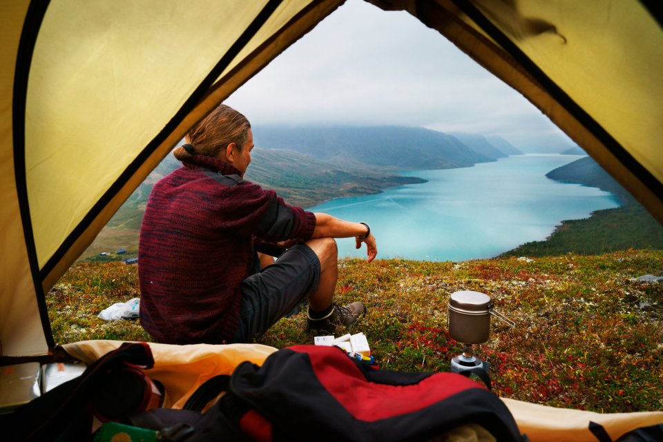 Tip voor de zomervakantie: ga wildkamperen in Noorwegen. Foto: Getty Images