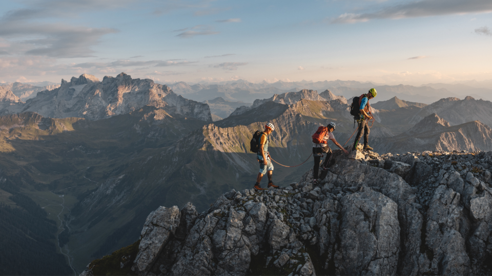 De majestueuze Matterhorn wacht geduldig op reizigers die hun grenzen willen verleggen. Foto: Mathaeus Gartner/ Montafon Tourismus GmbH