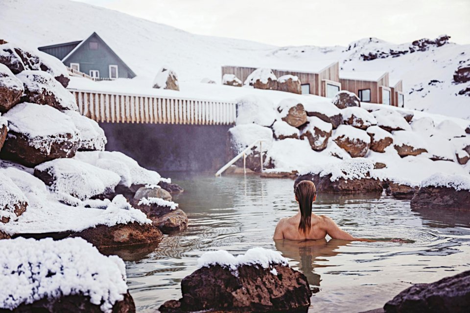 Duik in een warmwaterbron in IJsland. Foto: Highland Base – KerlingarfjöllBW