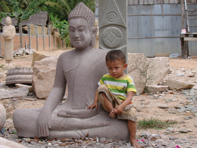 Bij Boeddha op schoot