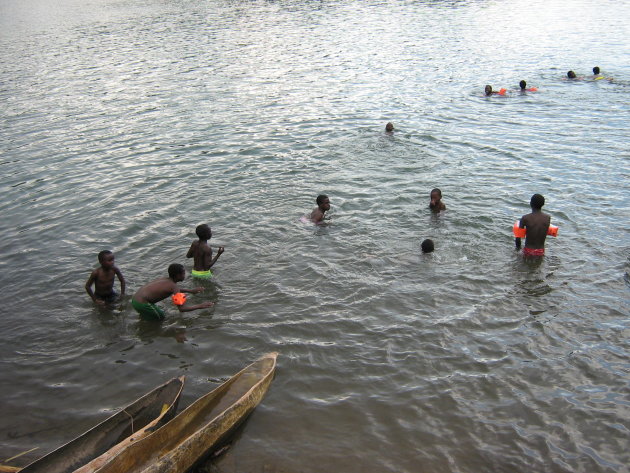 Zwemmen in Lake Kivu
