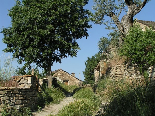 Coscojuela de Sobrarbe - oude pad naar dorpsbron