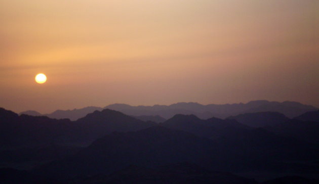 Zons Opkomst, Sinai Woestijn