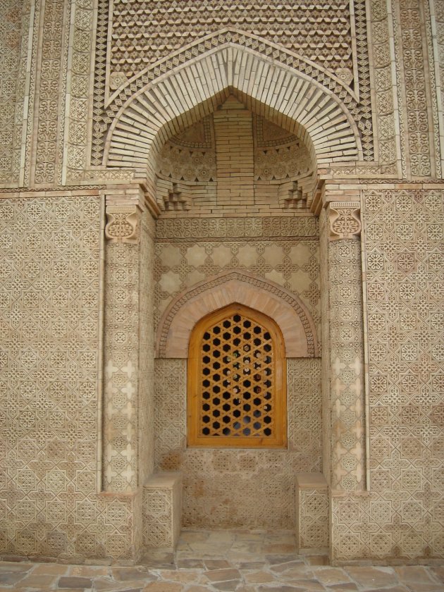 Het mausoleum van Aisha Bibi
