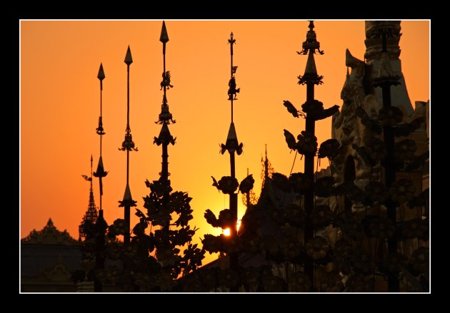 sundown in Bagan